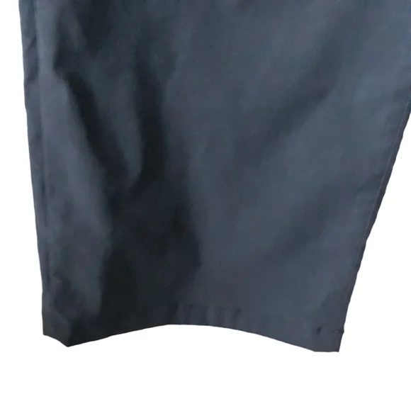 Eddie Bauer cargo pants gray size 38 with a 31in inseam - Picture 4 of 15